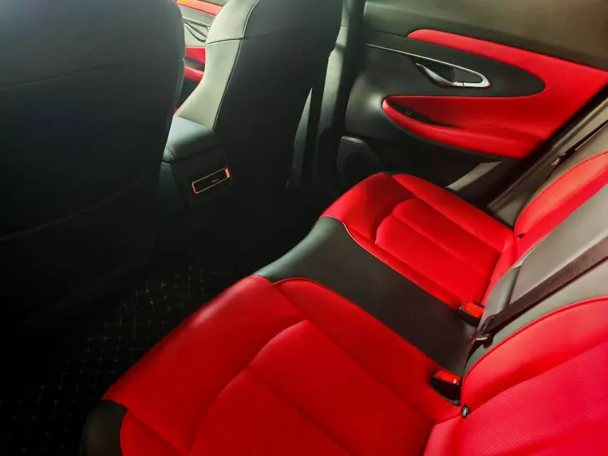 2021 ChangAn UNI-T 1.5T 180HP L4 7DCT,autocango,china used car exporter,china ev exporter,chinese used car exporter,chinese used ev exporter