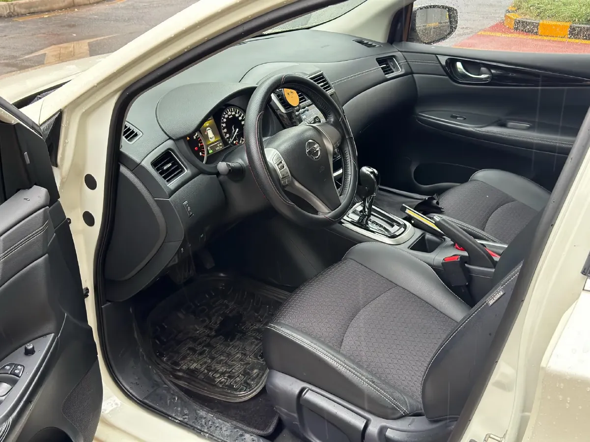 2020 Nissan Tiida 1.6L 126HP L4 CVT,autocango,china used car exporter,china ev exporter,chinese used car exporter,chinese used ev exporter