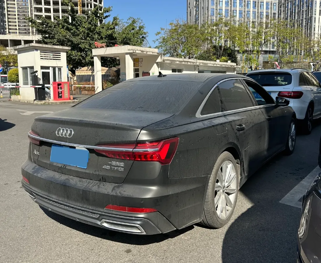 2020 Audi A6L 2.0T 224HP L4 7DCT,autocango,china used car exporter,china ev exporter,chinese used car exporter,chinese used ev exporter