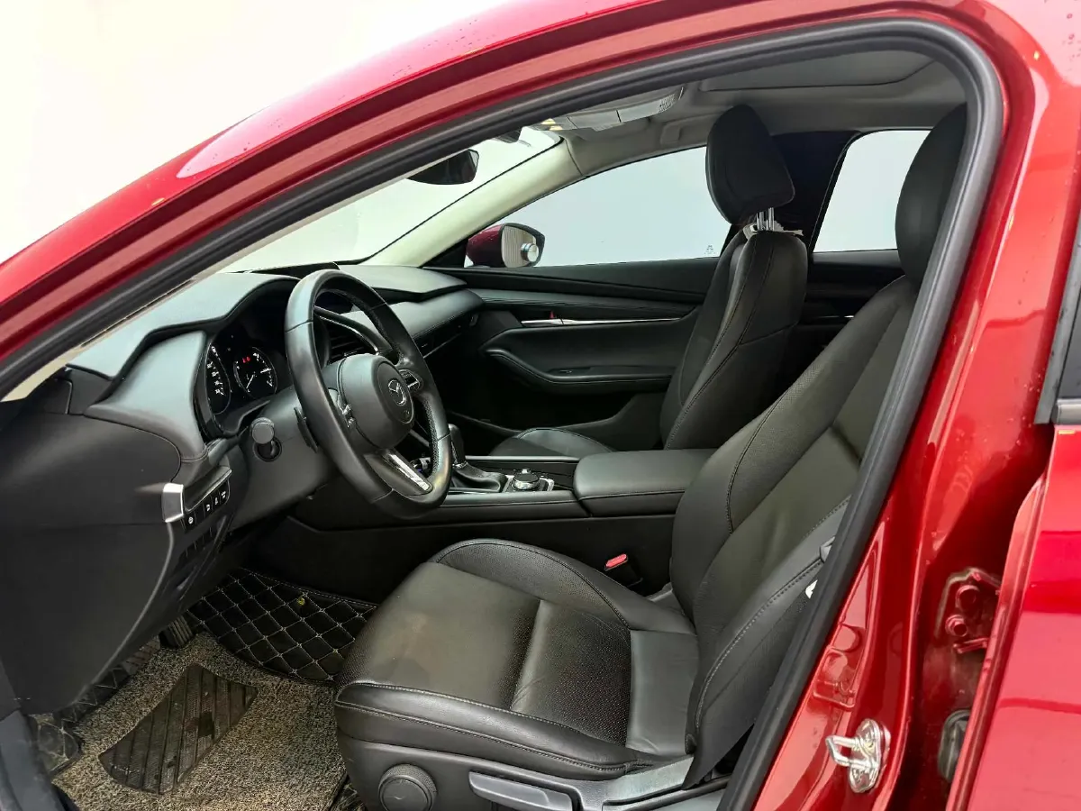 2021 Mazda 3 Axela 2.0L 158HP L4 6AT,autocango,china used car exporter,china ev exporter,chinese used car exporter,chinese used ev exporter