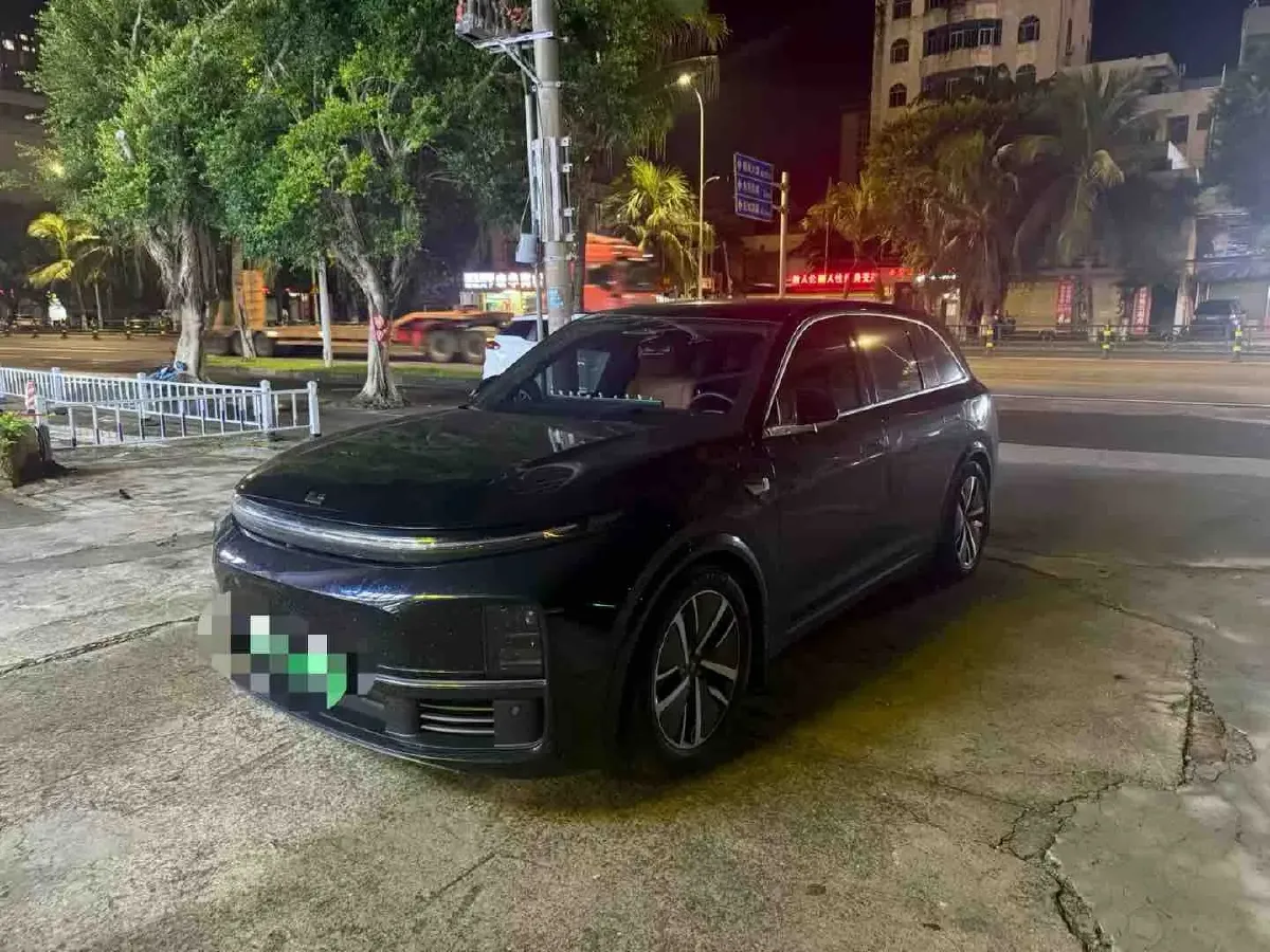 2024 Li L7 Range Extended 154HP REEV 42.8KWH,autocango,china used car exporter,china ev exporter,chinese used car exporter,chinese used ev exporter