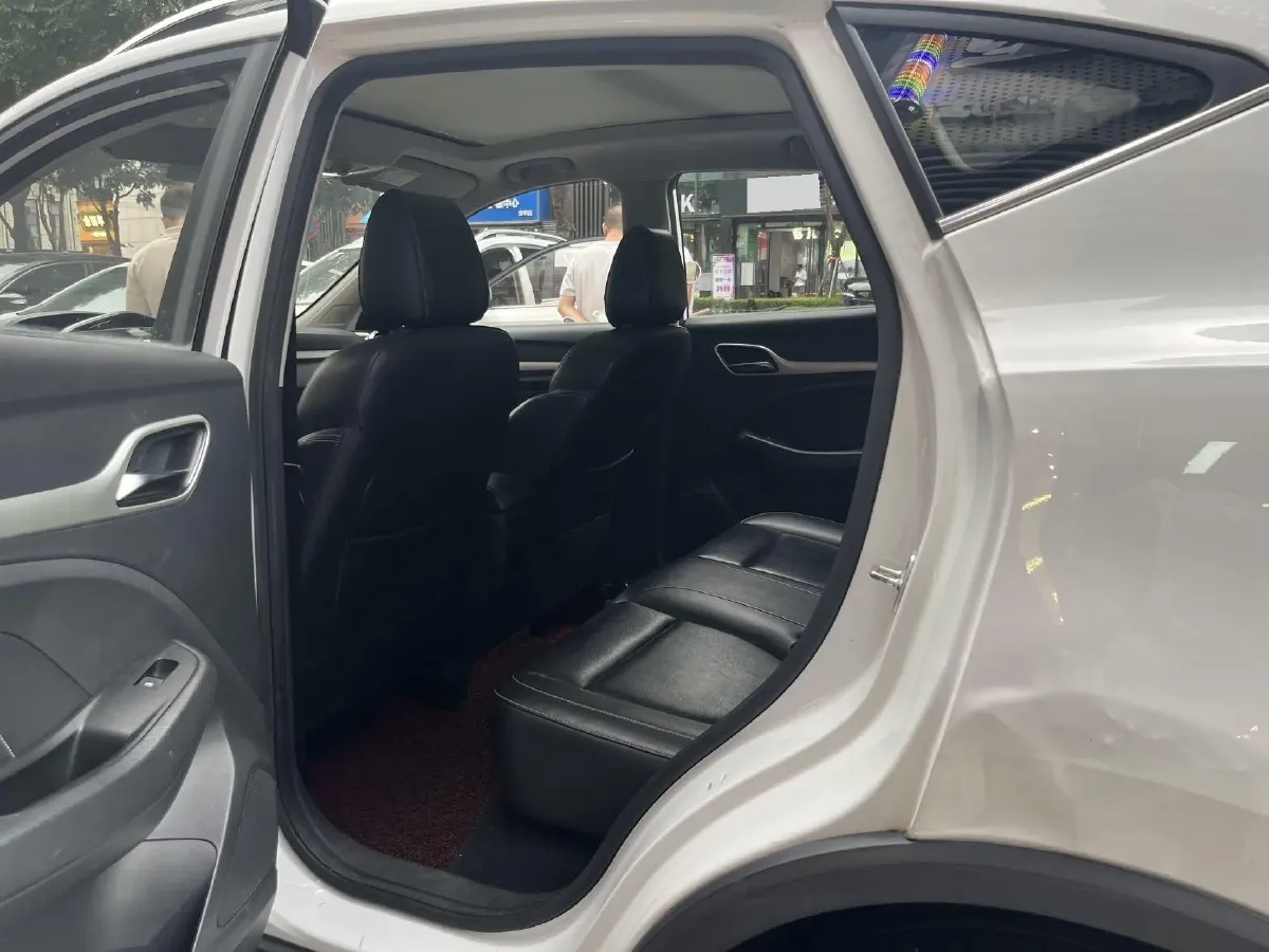 2018 MG ZS 1.5L 120HP L4 4AT,autocango,china used car exporter,china ev exporter,chinese used car exporter,chinese used ev exporter