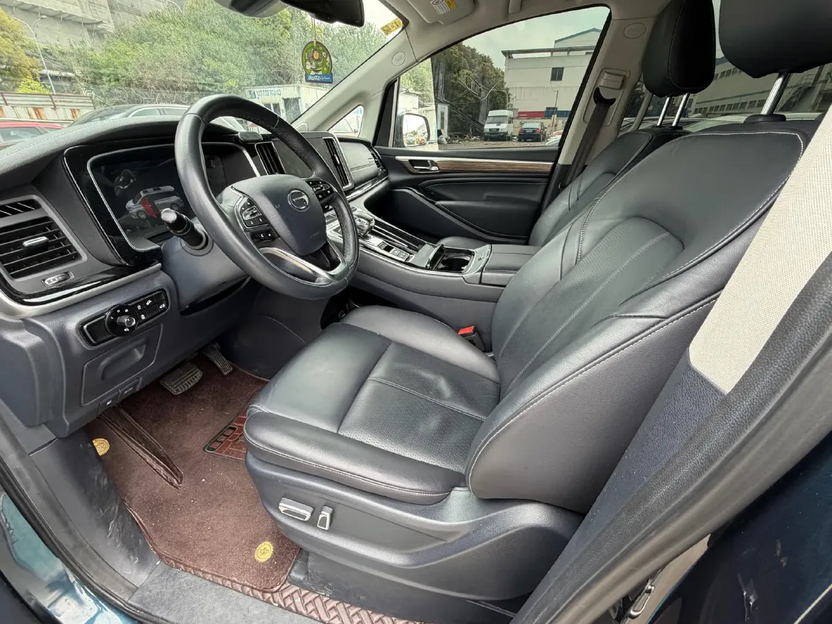 2021 GAC Trumpchi M8 2.0T 252HP L4 8AT,autocango,china used car exporter,china ev exporter,chinese used car exporter,chinese used ev exporter