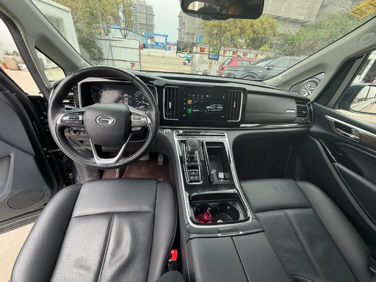 2021 GAC Trumpchi M8 2.0T 252HP L4 8AT,autocango,china used car exporter,china ev exporter,chinese used car exporter,chinese used ev exporter