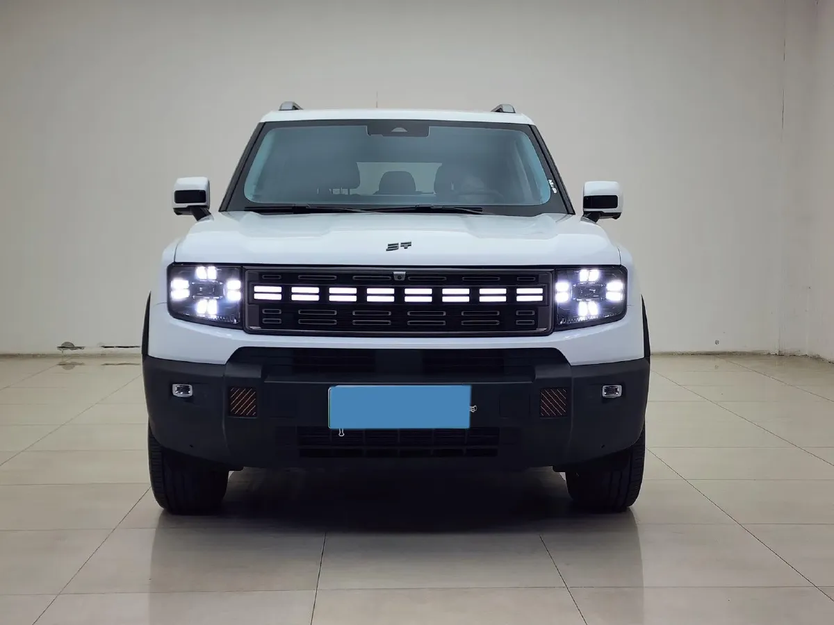 2025 MAXUS XinTu V70 2.0T 150HP L4 9AT,autocango,china used car exporter,china ev exporter,chinese used car exporter,chinese used ev exporter