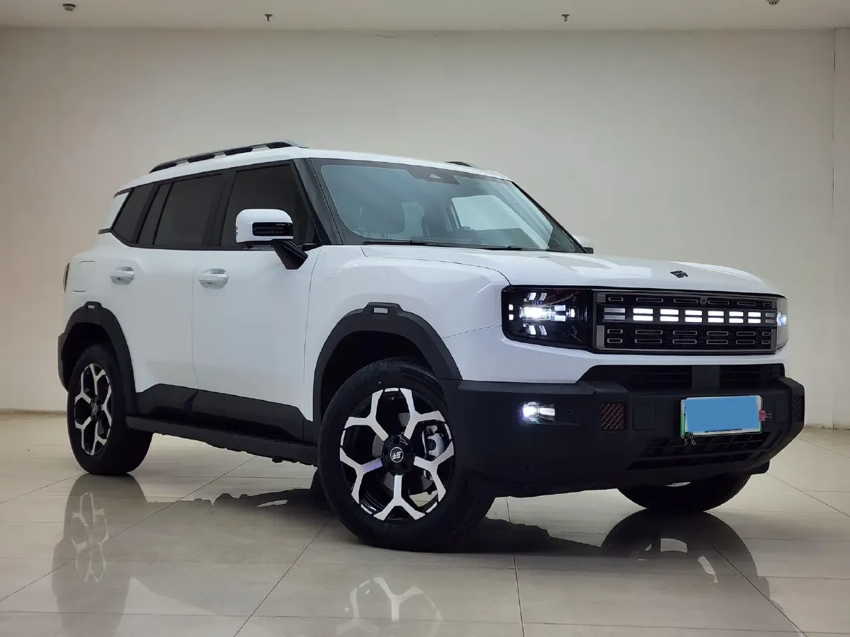 2025 MAXUS XinTu V70 2.0T 150HP L4 9AT,autocango,china used car exporter,china ev exporter,chinese used car exporter,chinese used ev exporter