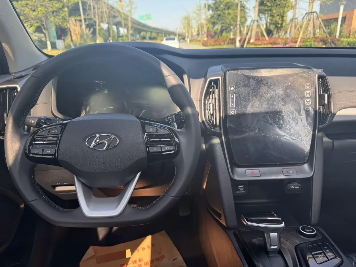 2021 Hyundai ix35 1.4T 140HP L4 7DCT,autocango,china used car exporter,china ev exporter,chinese used car exporter,chinese used ev exporter