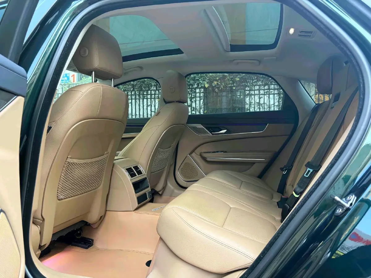 2024 Jaguar XFL 2.0T 250HP L4 8AT,autocango,china used car exporter,china ev exporter,chinese used car exporter,chinese used ev exporter