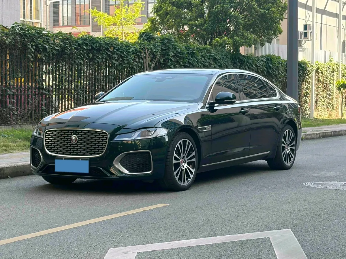 2024 Jaguar XFL 2.0T 250HP L4 8AT,autocango,china used car exporter,china ev exporter,chinese used car exporter,chinese used ev exporter