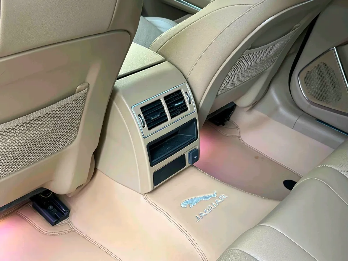 2024 Jaguar XFL 2.0T 250HP L4 8AT,autocango,china used car exporter,china ev exporter,chinese used car exporter,chinese used ev exporter