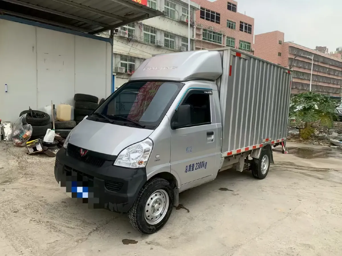 2022 WuLing RongGuang Mini Truck 1.5L 99HP L4 5MT,autocango,china used car exporter,china ev exporter,chinese used car exporter,chinese used ev exporter