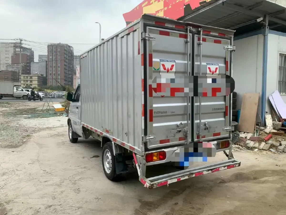 2022 WuLing RongGuang Mini Truck 1.5L 99HP L4 5MT,autocango,china used car exporter,china ev exporter,chinese used car exporter,chinese used ev exporter