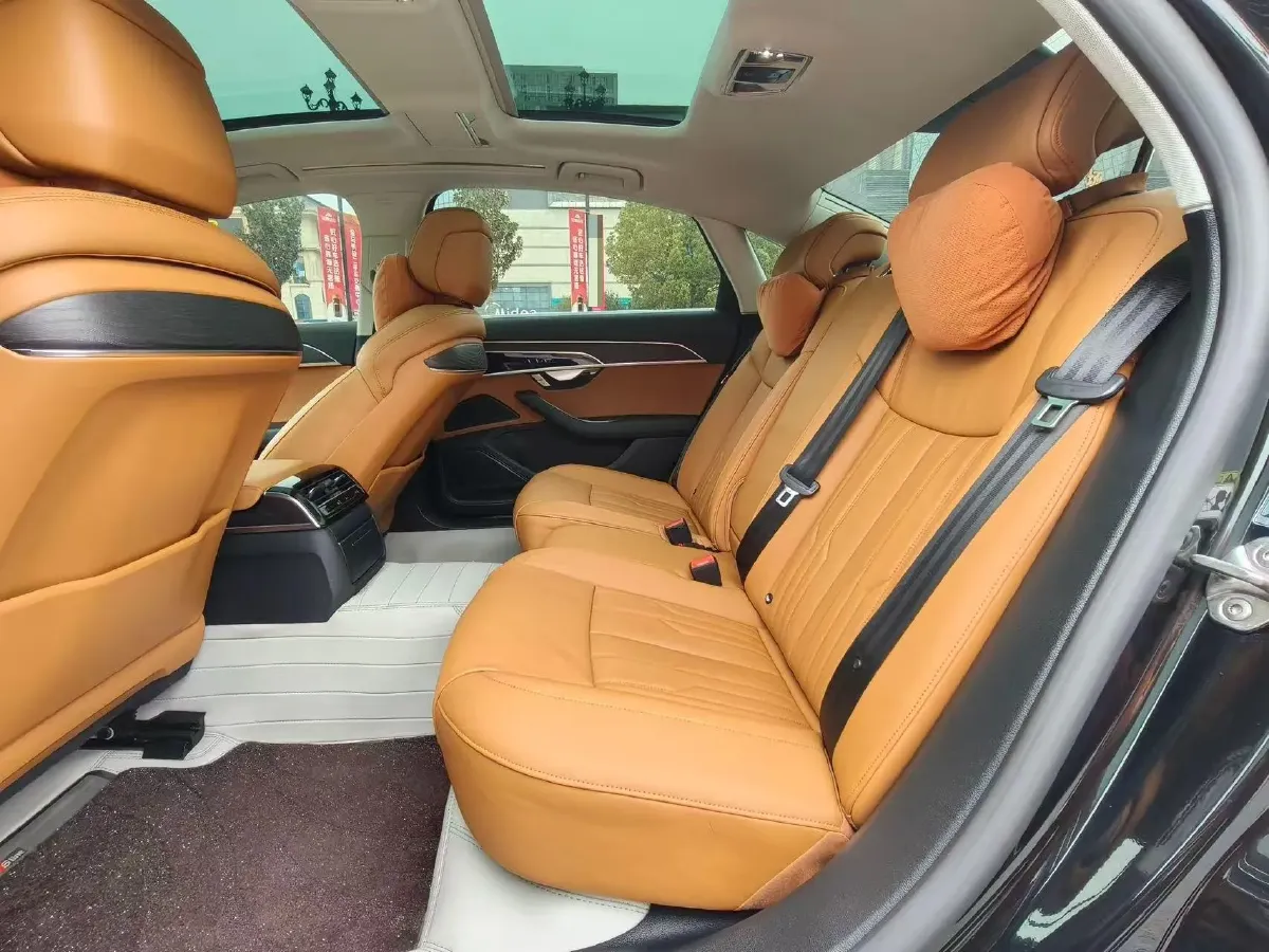 2025 Audi A8 2.0T 265HP L4 8AT,autocango,china used car exporter,china ev exporter,chinese used car exporter,chinese used ev exporter