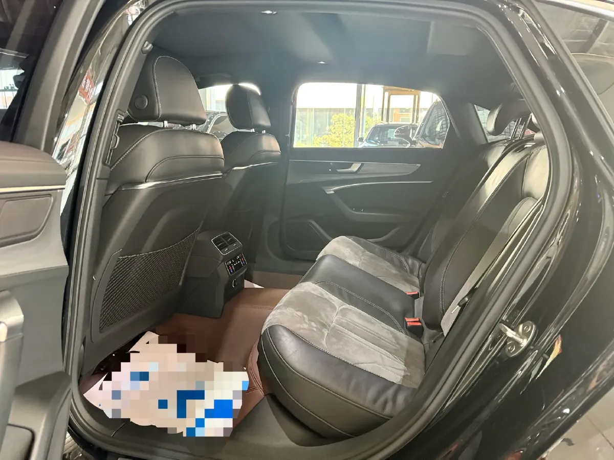 2020 Audi A6L 2.0T 224HP L4 7DCT,autocango,china used car exporter,china ev exporter,chinese used car exporter,chinese used ev exporter