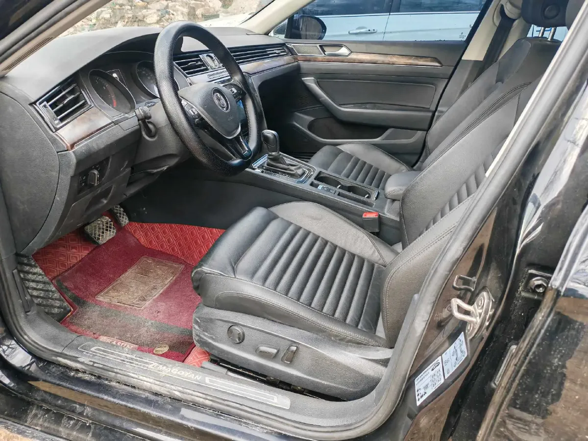 2018 Volkswagen Magotan 1.8T 180HP L4 7DCT,autocango,china used car exporter,china ev exporter,chinese used car exporter,chinese used ev exporter