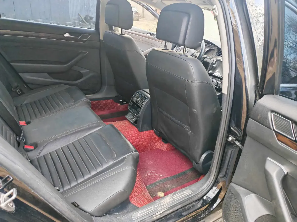 2018 Volkswagen Magotan 1.8T 180HP L4 7DCT,autocango,china used car exporter,china ev exporter,chinese used car exporter,chinese used ev exporter