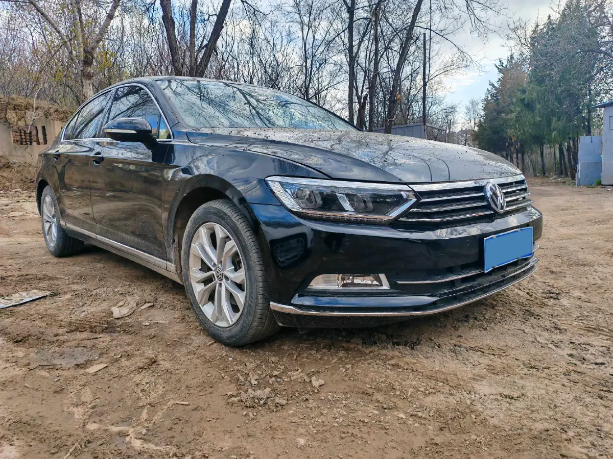 2018 Volkswagen Magotan 1.8T 180HP L4 7DCT,autocango,china used car exporter,china ev exporter,chinese used car exporter,chinese used ev exporter