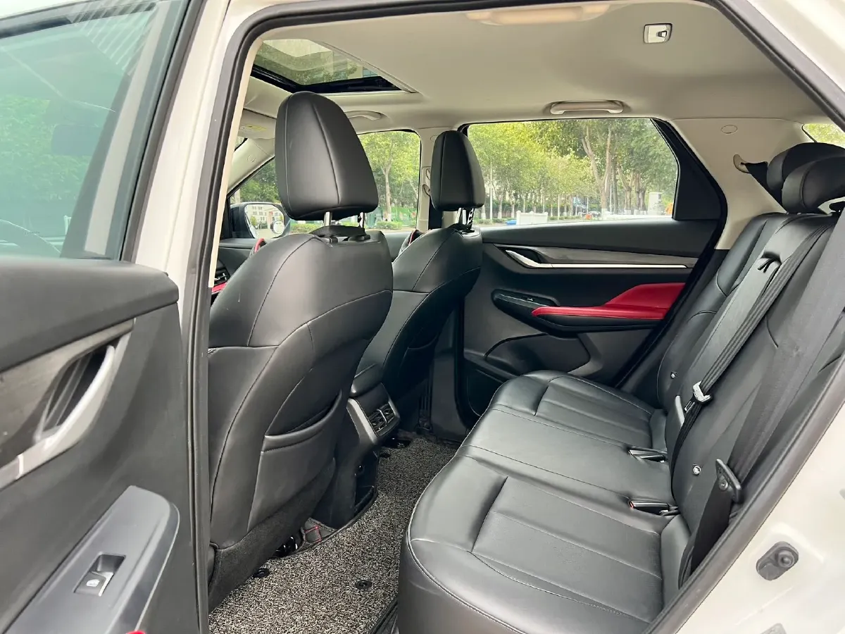 2021 ChangAn CS55 Plus 1.5T 180HP L4 7DCT,autocango,china used car exporter,china ev exporter,chinese used car exporter,chinese used ev exporter