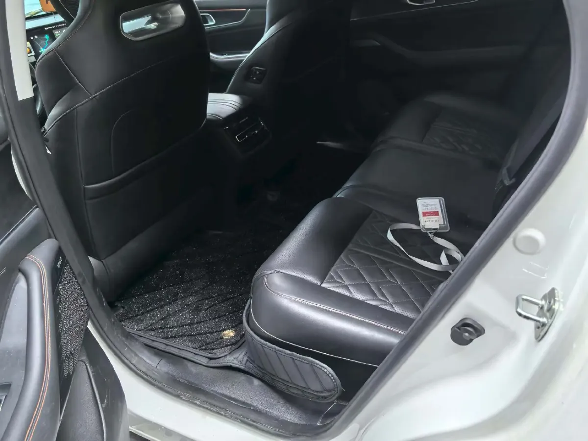 2022 Chevrolet Menlo BEV 61.1KWH,autocango,china used car exporter,china ev exporter,chinese used car exporter,chinese used ev exporter