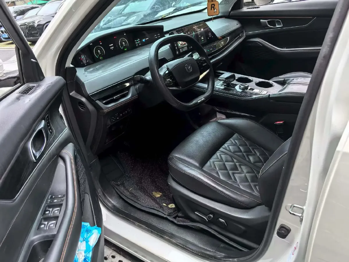 2022 Chevrolet Menlo BEV 61.1KWH,autocango,china used car exporter,china ev exporter,chinese used car exporter,chinese used ev exporter