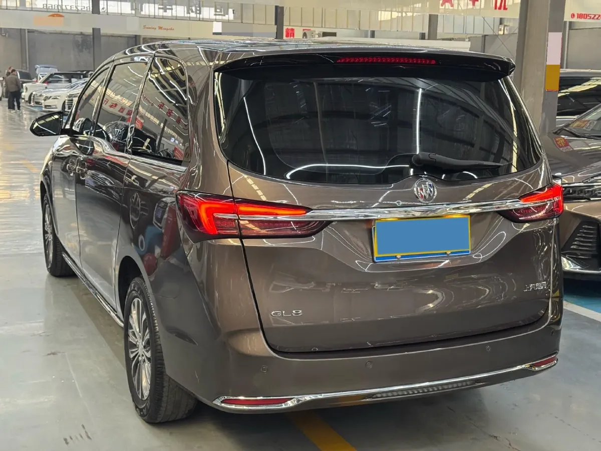 2023 Buick GL8 2.0T 237HP L4 9AT,autocango,china used car exporter,china ev exporter,chinese used car exporter,chinese used ev exporter