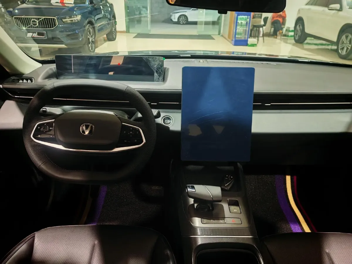 2023 ChangAn Lamore 1.5T 170HP L4 7DCT,autocango,china used car exporter,china ev exporter,chinese used car exporter,chinese used ev exporter