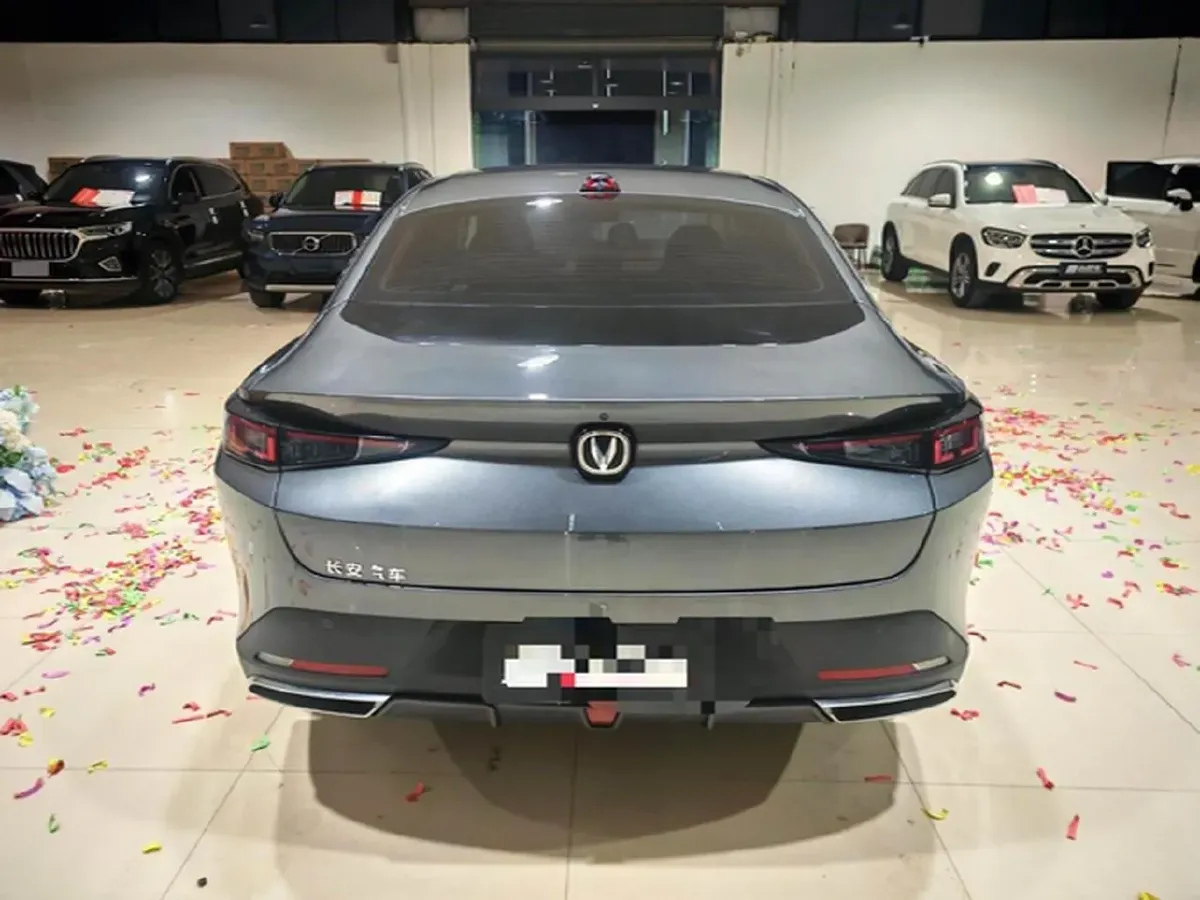 2023 ChangAn Lamore 1.5T 170HP L4 7DCT,autocango,china used car exporter,china ev exporter,chinese used car exporter,chinese used ev exporter