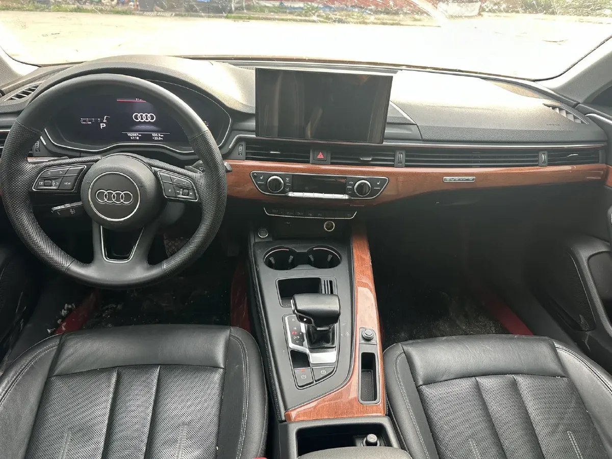 2020 Audi A4L 2.0T 190HP L4 7DCT,autocango,china used car exporter,china ev exporter,chinese used car exporter,chinese used ev exporter