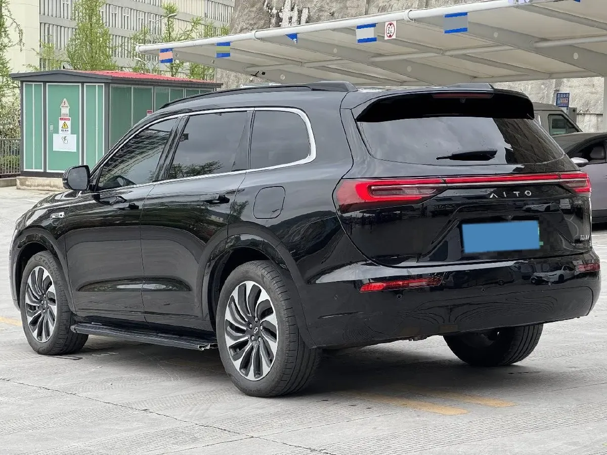 2024 AITO AITO M7 1.5T 152HP L4 REEV 42KWH,autocango,china used car exporter,china ev exporter,chinese used car exporter,chinese used ev exporter