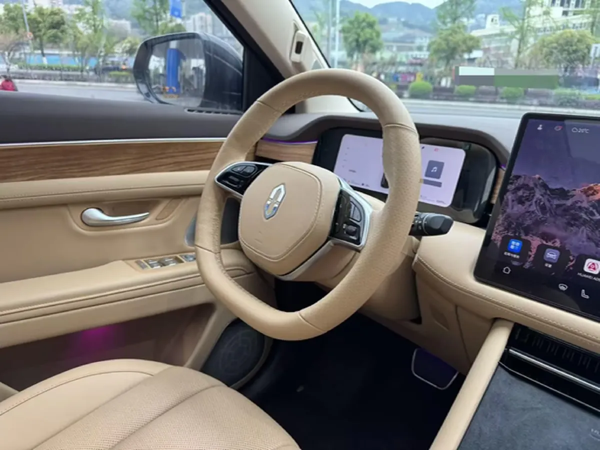 2024 AITO AITO M7 1.5T 152HP L4 REEV 42KWH,autocango,china used car exporter,china ev exporter,chinese used car exporter,chinese used ev exporter