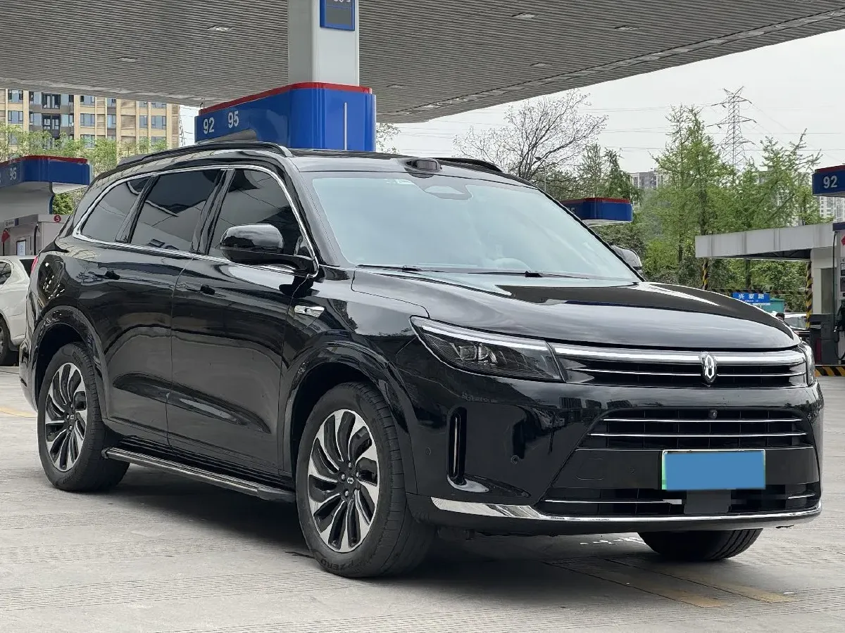 2024 AITO AITO M7 1.5T 152HP L4 REEV 42KWH,autocango,china used car exporter,china ev exporter,chinese used car exporter,chinese used ev exporter