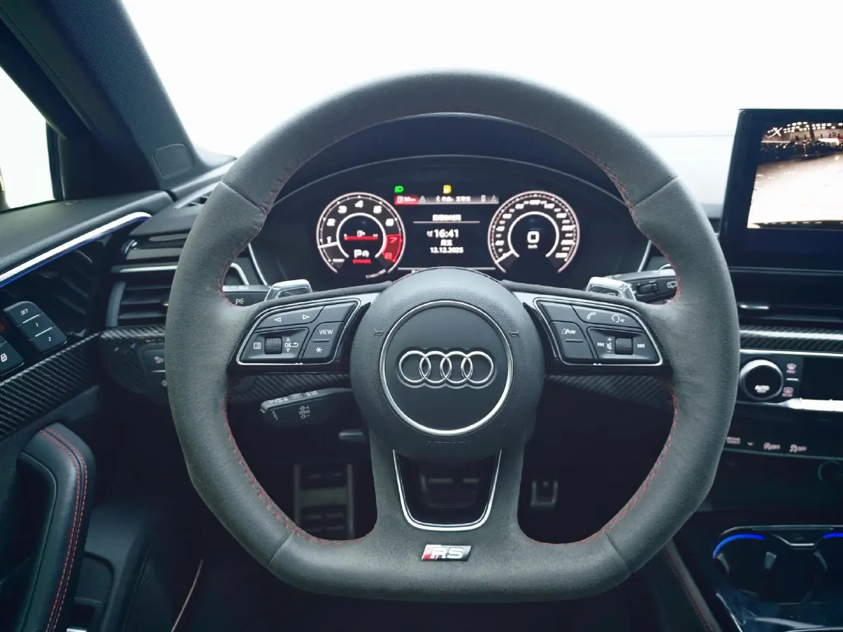 2022 Audi RS 4 2.9T 450HP V6 8AT,autocango,china used car exporter,china ev exporter,chinese used car exporter,chinese used ev exporter