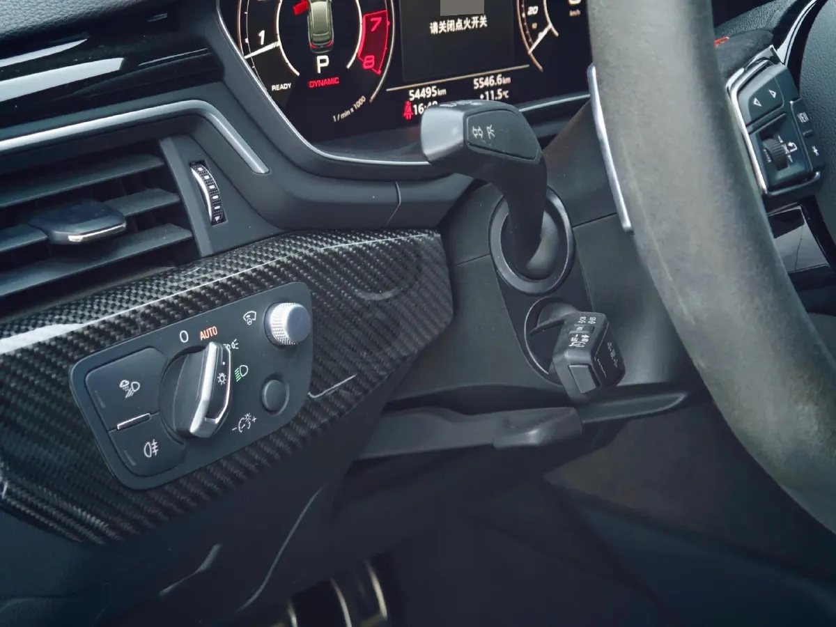 2022 Audi RS 4 2.9T 450HP V6 8AT,autocango,china used car exporter,china ev exporter,chinese used car exporter,chinese used ev exporter