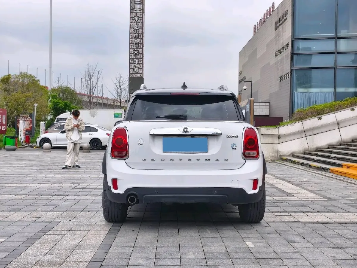 2017 MINI COUNTRYMAN 1.5T 136HP L3 6AT,autocango,china used car exporter,china ev exporter,chinese used car exporter,chinese used ev exporter