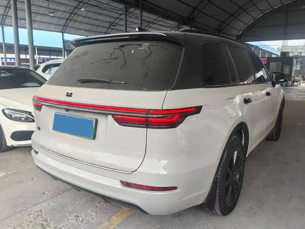 2021 Li ONE Range Extended 131HP REEV 40.5KWH,autocango,china used car exporter,china ev exporter,chinese used car exporter,chinese used ev exporter
