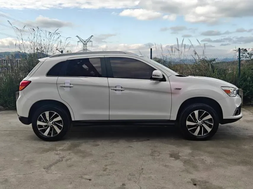 2018 Mitsubishi ASX 1.6L 124HP L4 5MT,autocango,china used car exporter,china ev exporter,chinese used car exporter,chinese used ev exporter