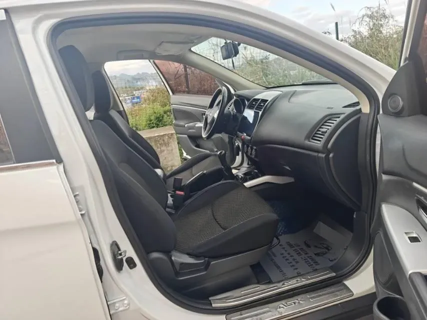 2018 Mitsubishi ASX 1.6L 124HP L4 5MT,autocango,china used car exporter,china ev exporter,chinese used car exporter,chinese used ev exporter