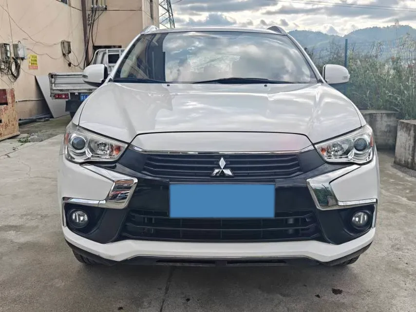 2018 Mitsubishi ASX 1.6L 124HP L4 5MT,autocango,china used car exporter,china ev exporter,chinese used car exporter,chinese used ev exporter