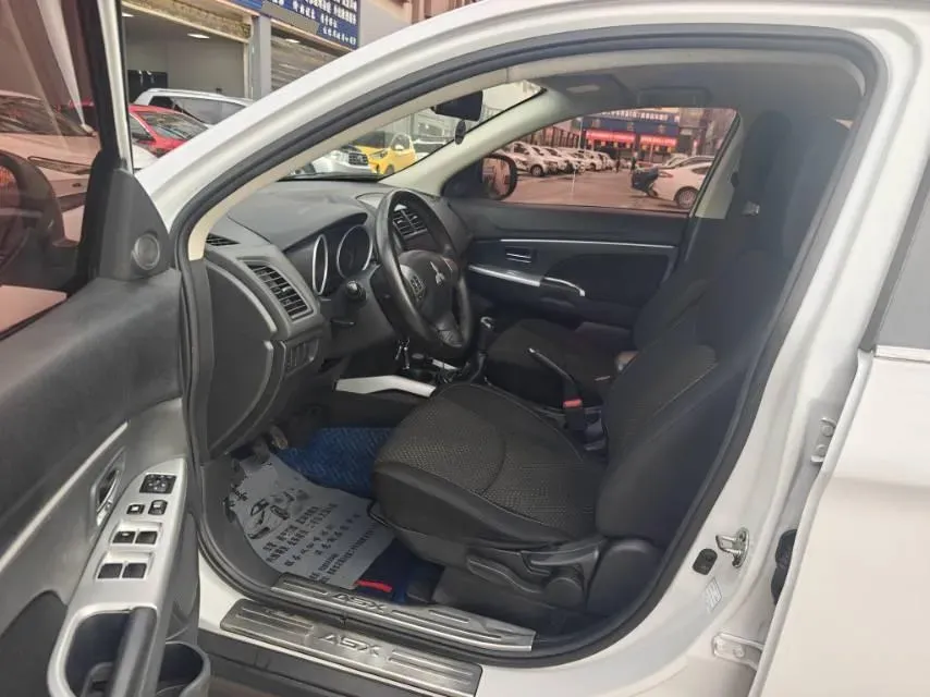 2018 Mitsubishi ASX 1.6L 124HP L4 5MT,autocango,china used car exporter,china ev exporter,chinese used car exporter,chinese used ev exporter