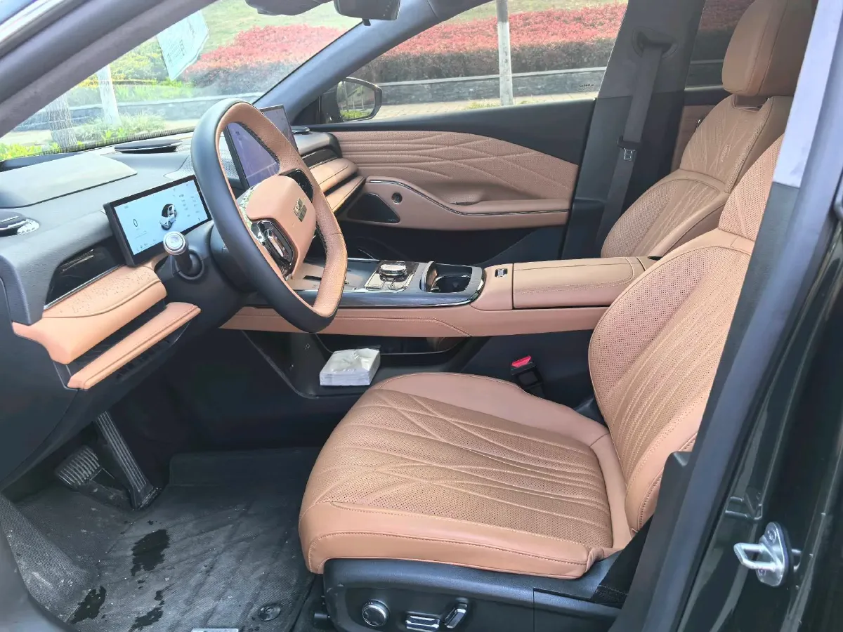 2025 Geely Galaxy Starshine 8 1.5T 163HP L4 3DHT PHEV 27.69KWH,autocango,china used car exporter,china ev exporter,chinese used car exporter,chinese used ev exporter