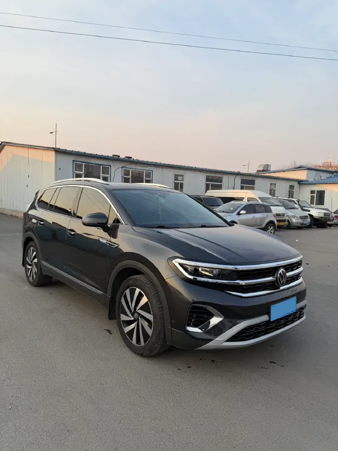 2021 Volkswagen Talagon 2.0T 220HP L4 7DCT,autocango,china used car exporter,china ev exporter,chinese used car exporter,chinese used ev exporter