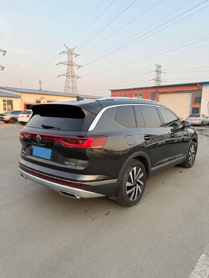 2021 Volkswagen Talagon 2.0T 220HP L4 7DCT,autocango,china used car exporter,china ev exporter,chinese used car exporter,chinese used ev exporter