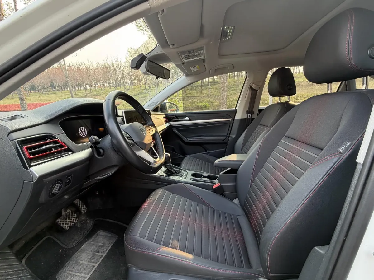 2023 Volkswagen Lavida 1.5T 160HP L4 7DCT,autocango,china used car exporter,china ev exporter,chinese used car exporter,chinese used ev exporter