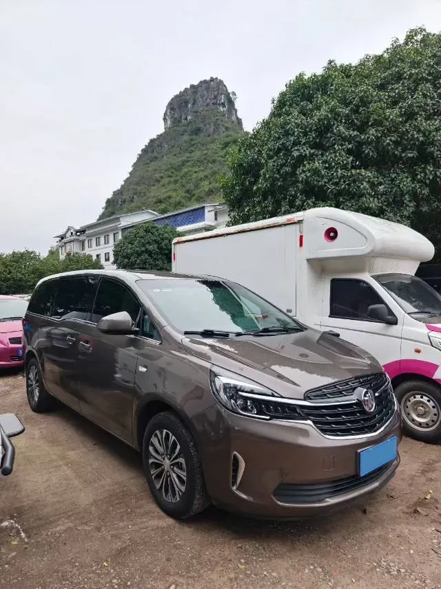 2022 Buick GL8 2.0T 237HP L4 9AT,autocango,china used car exporter,china ev exporter,chinese used car exporter,chinese used ev exporter