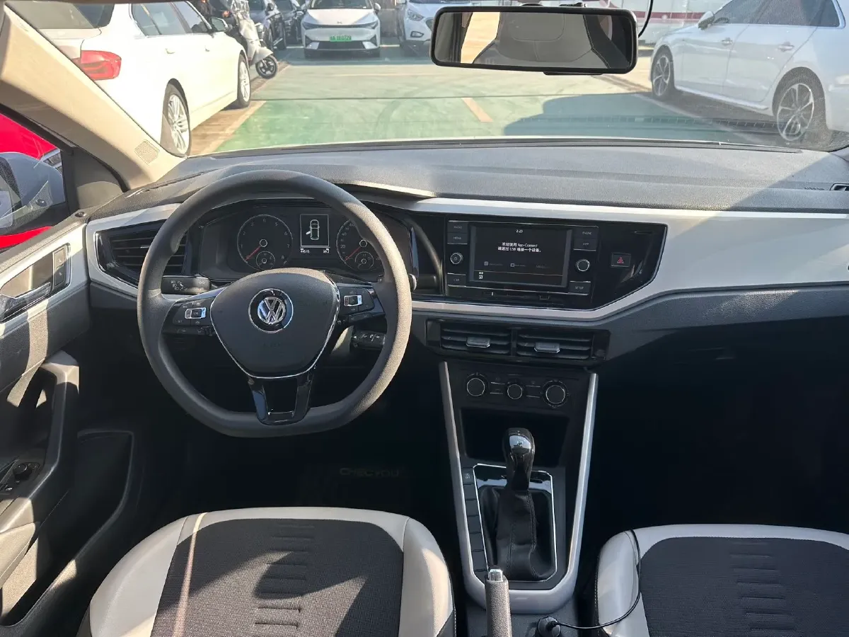 2019 Volkswagen Polo 1.5L 113HP L4 6AT,autocango,china used car exporter,china ev exporter,chinese used car exporter,chinese used ev exporter