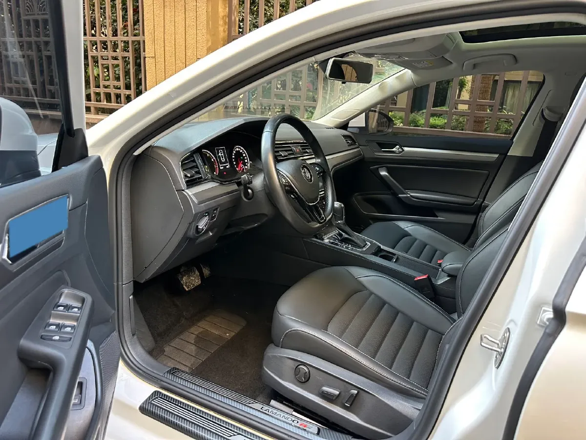 2019 Volkswagen Passat 1.4T 150HP L4 7DCT,autocango,china used car exporter,china ev exporter,chinese used car exporter,chinese used ev exporter