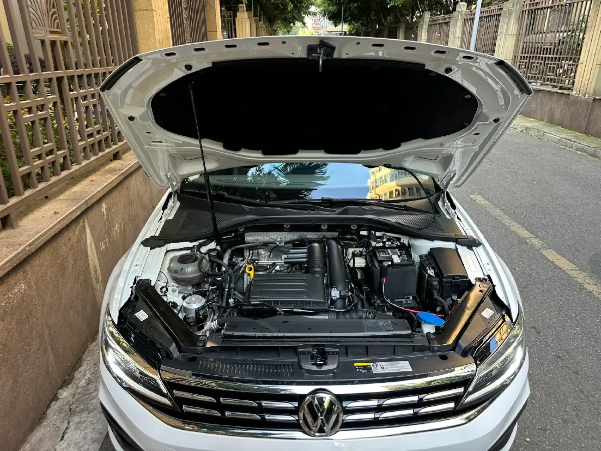 2019 Volkswagen Passat 1.4T 150HP L4 7DCT,autocango,china used car exporter,china ev exporter,chinese used car exporter,chinese used ev exporter