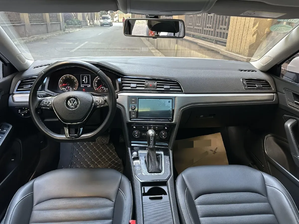 2019 Volkswagen Passat 1.4T 150HP L4 7DCT,autocango,china used car exporter,china ev exporter,chinese used car exporter,chinese used ev exporter