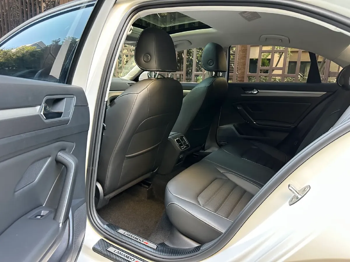 2019 Volkswagen Passat 1.4T 150HP L4 7DCT,autocango,china used car exporter,china ev exporter,chinese used car exporter,chinese used ev exporter