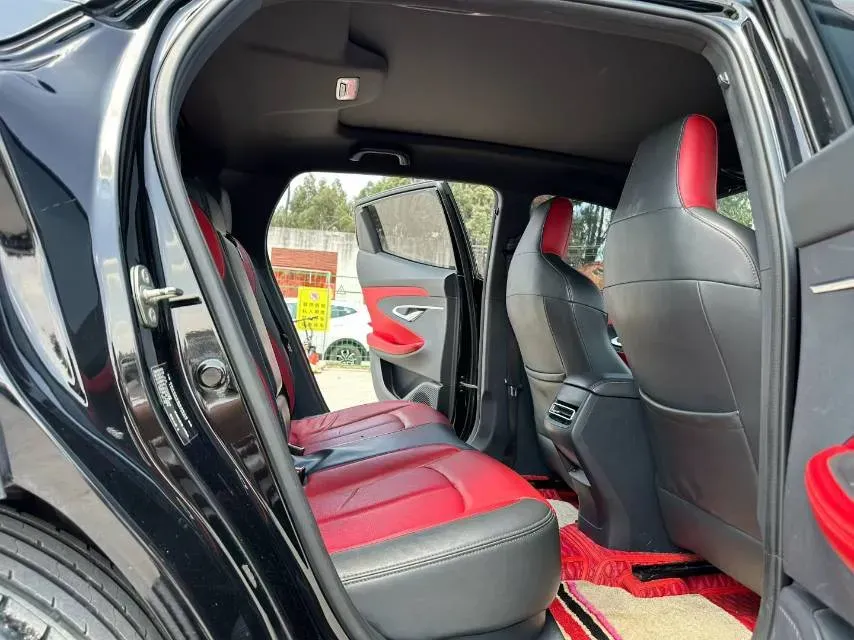 2021 ChangAn UNI-T 1.5T 180HP L4 7DCT,autocango,china used car exporter,china ev exporter,chinese used car exporter,chinese used ev exporter